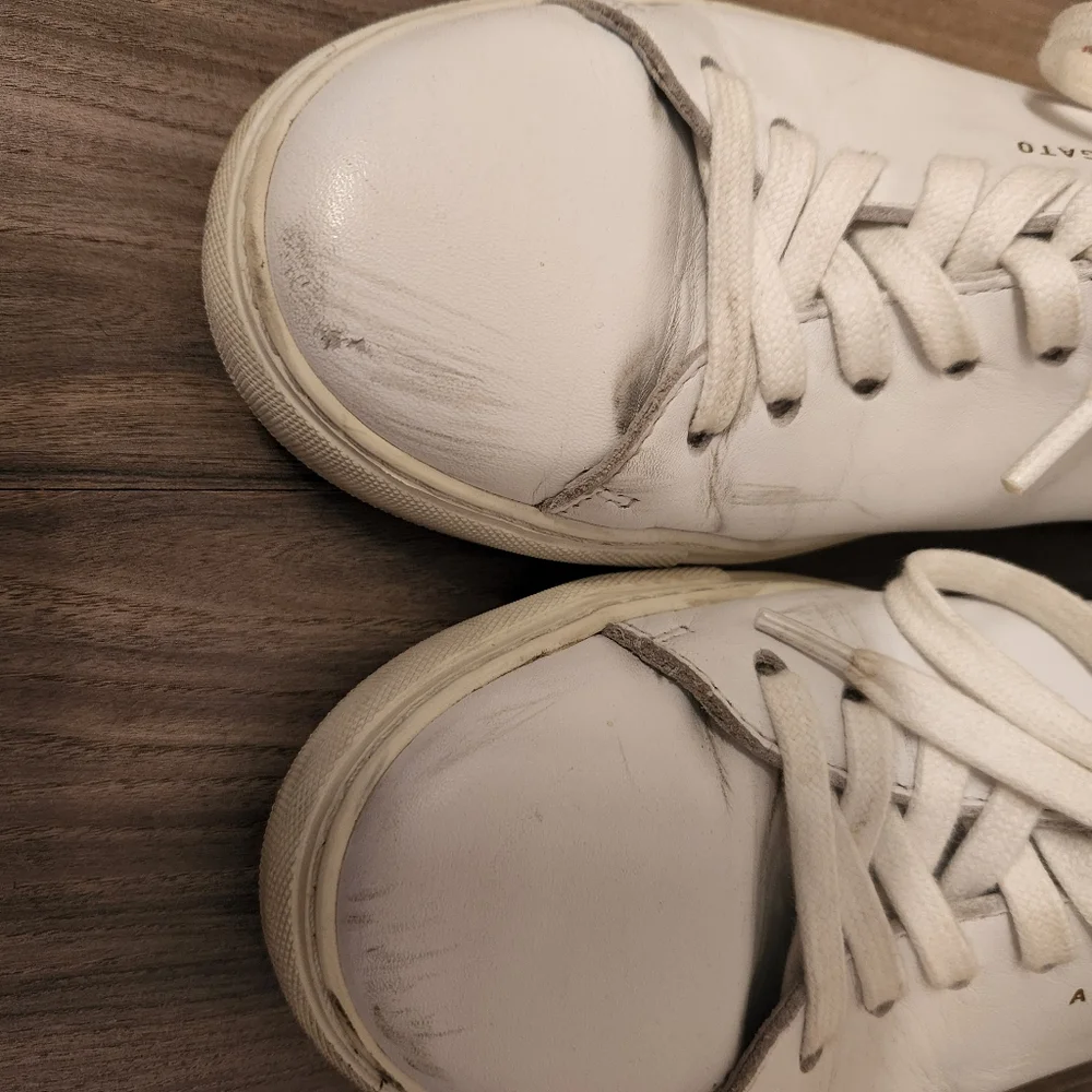 Axel arigato sneakers size 9 - Picture 3 of 8